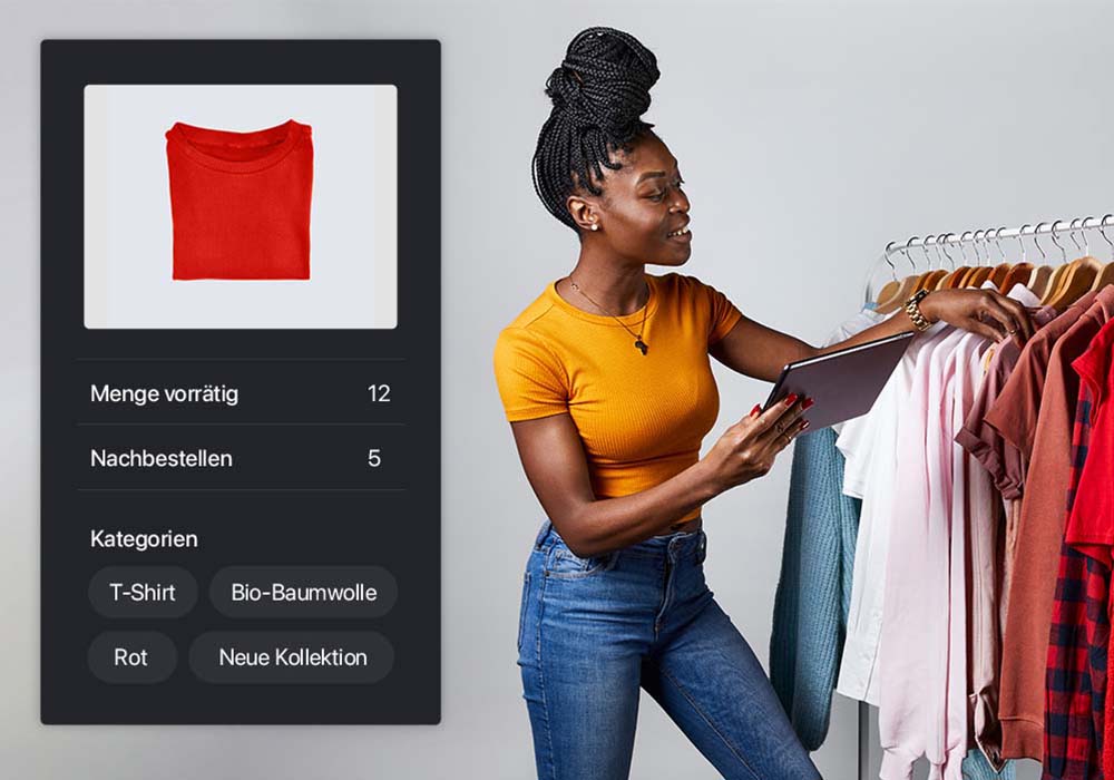 Der Bildschirm der Bestandsverwaltung von Lightspeed Retail neben einer Frau mit einem iPad in der Hand, die einen Kleiderständer durchschaut
